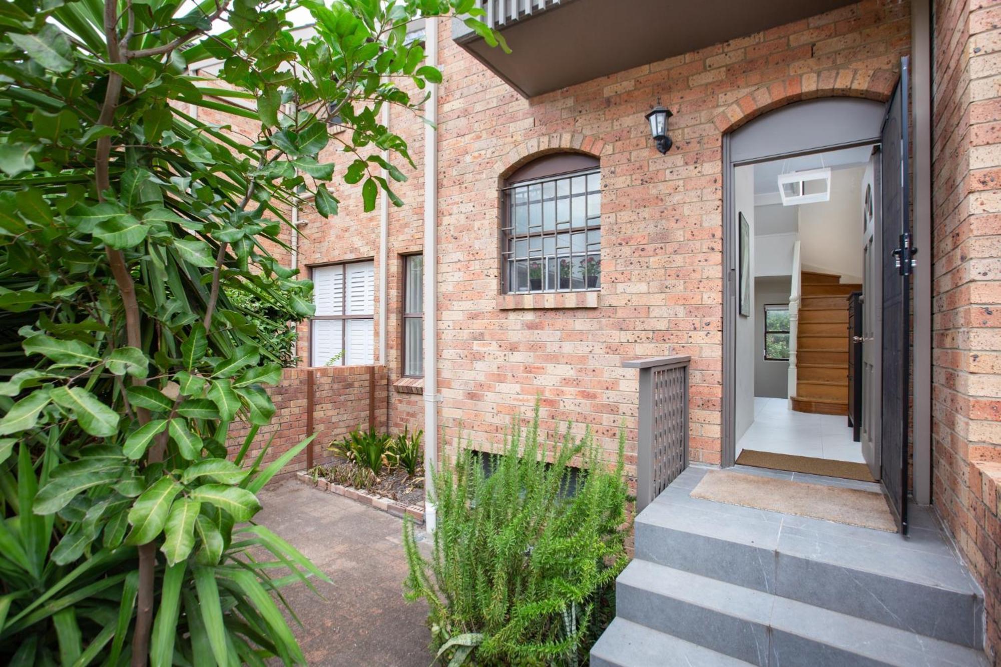 Spacious 3-Bed Townhouse In Stylish Balmain Sydney Buitenkant foto
